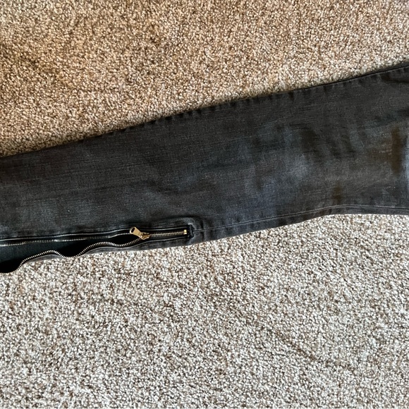 J Brand Kassidy grey cascade jean, size 28 - Picture 4 of 5